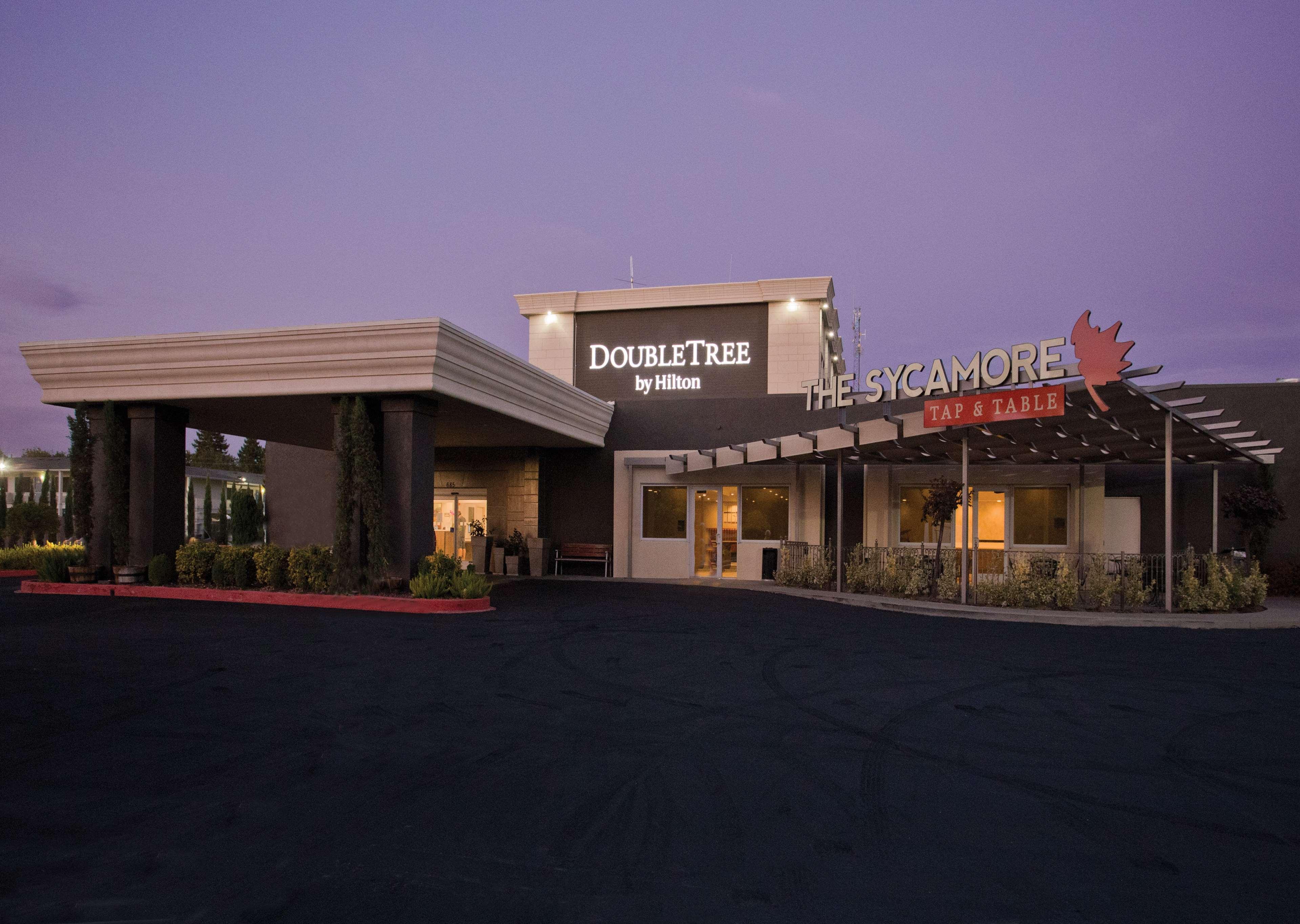 Hotel Doubletree By Hilton Chico, Ca Exterior foto